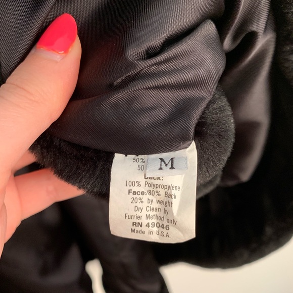 Le Nouveau Black Faux Fur Coat - Picture 5 of 6